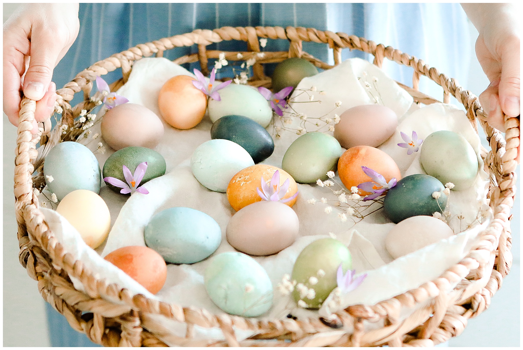 How to make natural Easter egg dye