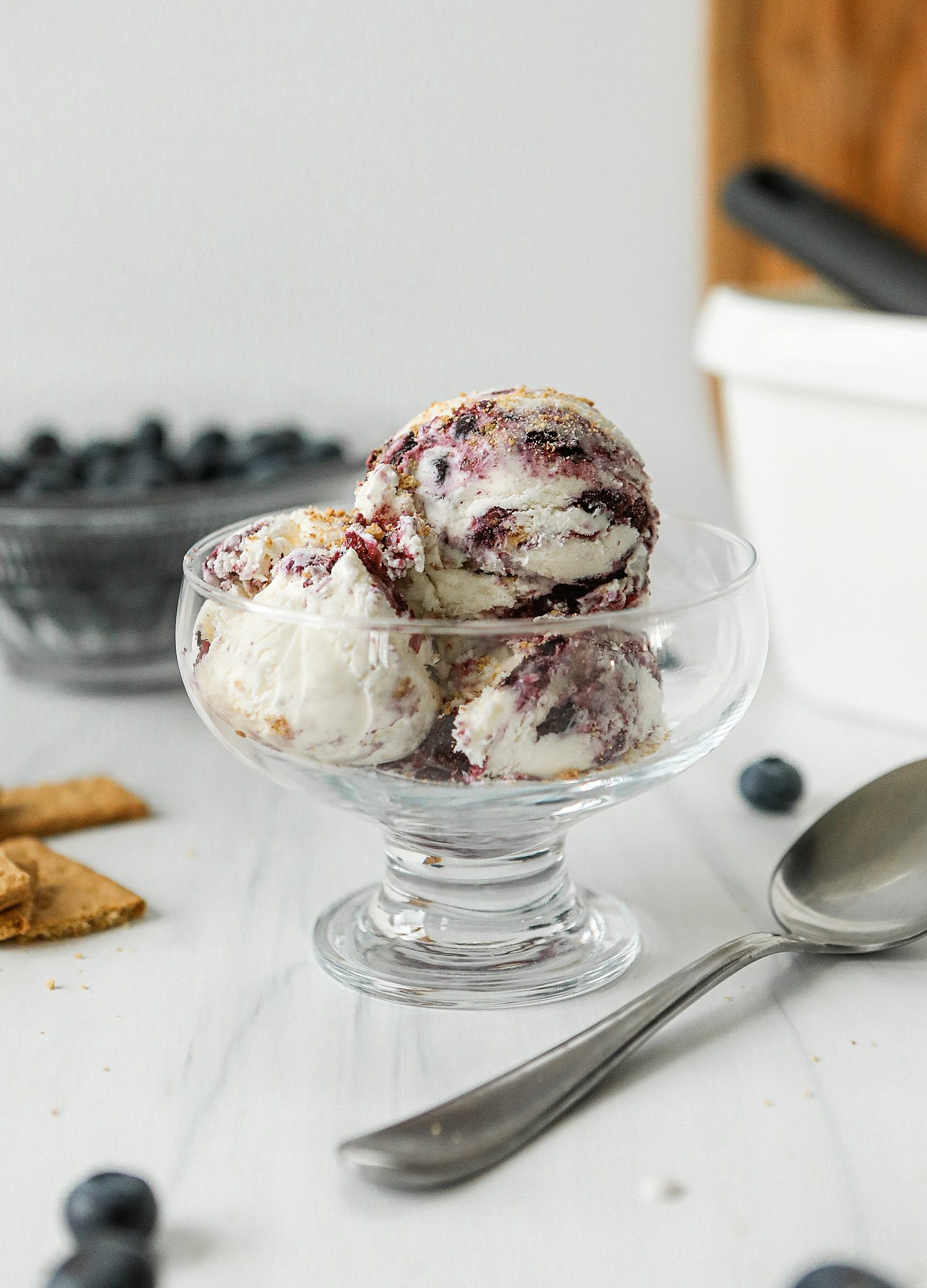 Easy Homemade Blueberry Pie Ice Cream