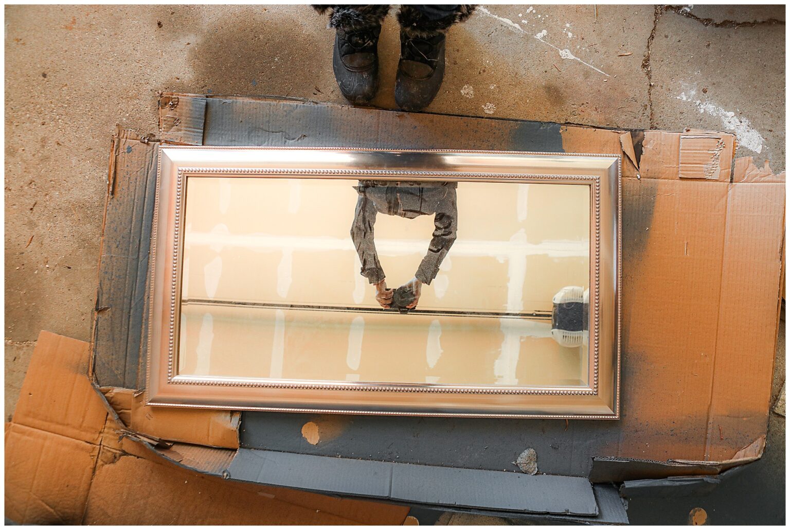 Mirror Makeover How to Paint a Mirror Frame