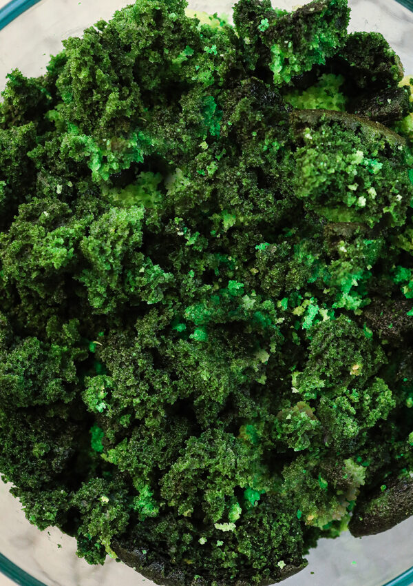 How to make Edible Moss for cakes and cupcakes