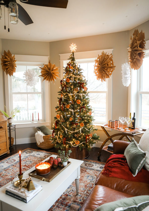 Simple Christmas Living Room Decor