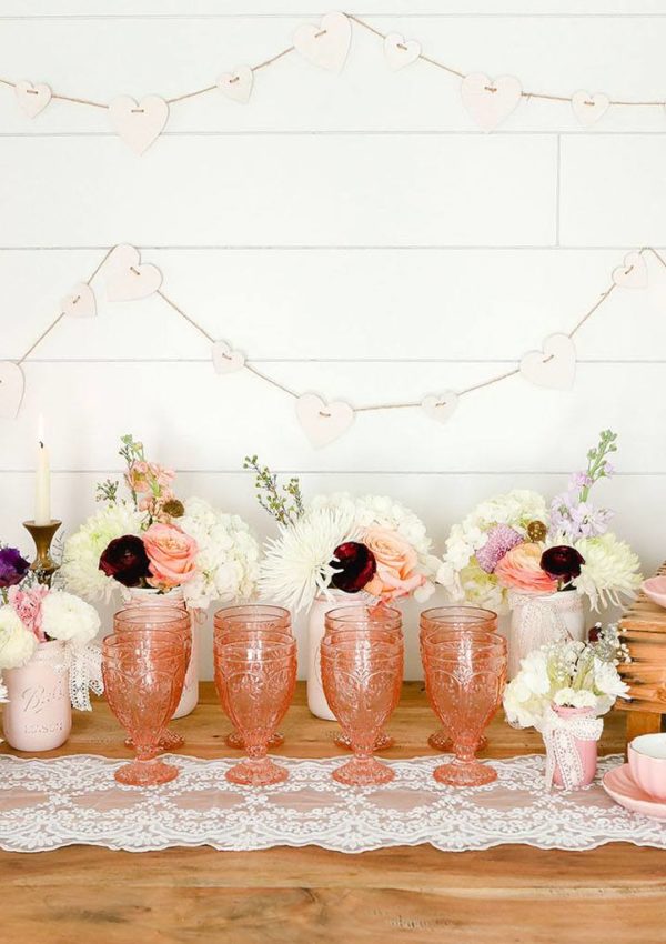 Valentine’s Day table decoration ideas